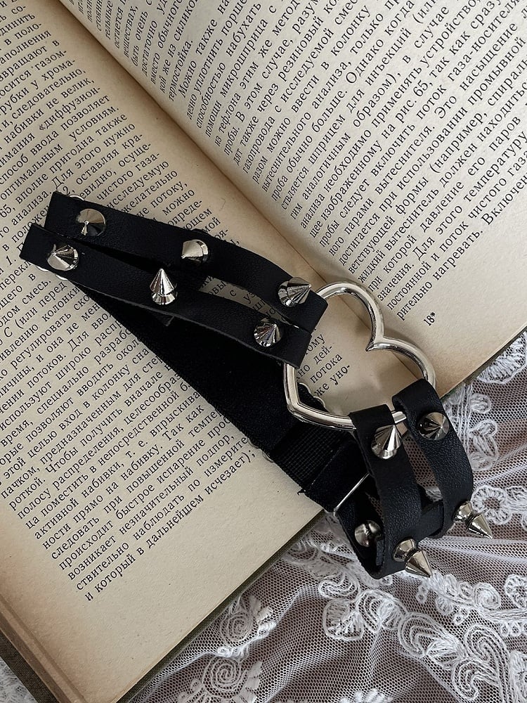 With Heart Studs Decoration Leg Black Loop and Ring