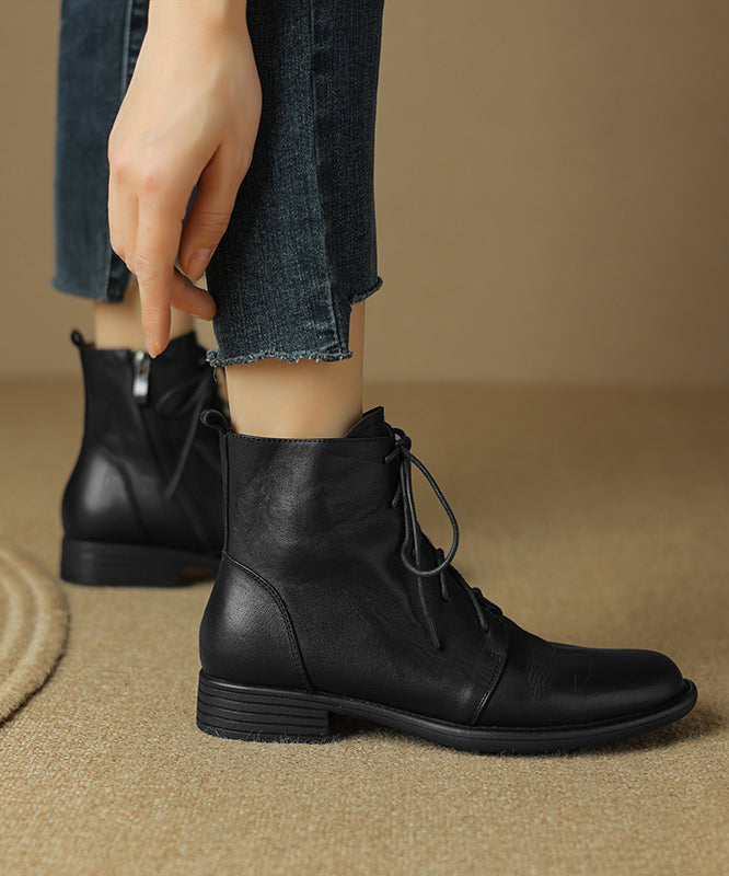 Bottes marron en cuir de vachette épais avec bride croisée AP1025