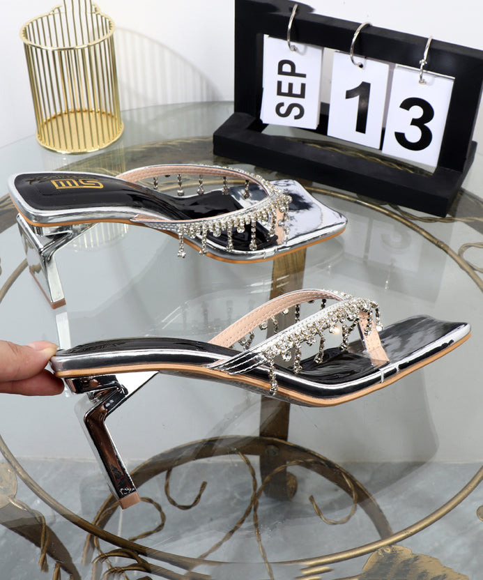 Schicke, klobige Flip-Flops aus schwarzem Kunstleder mit Zirkonia-Spleißen, Sandalen RT1001