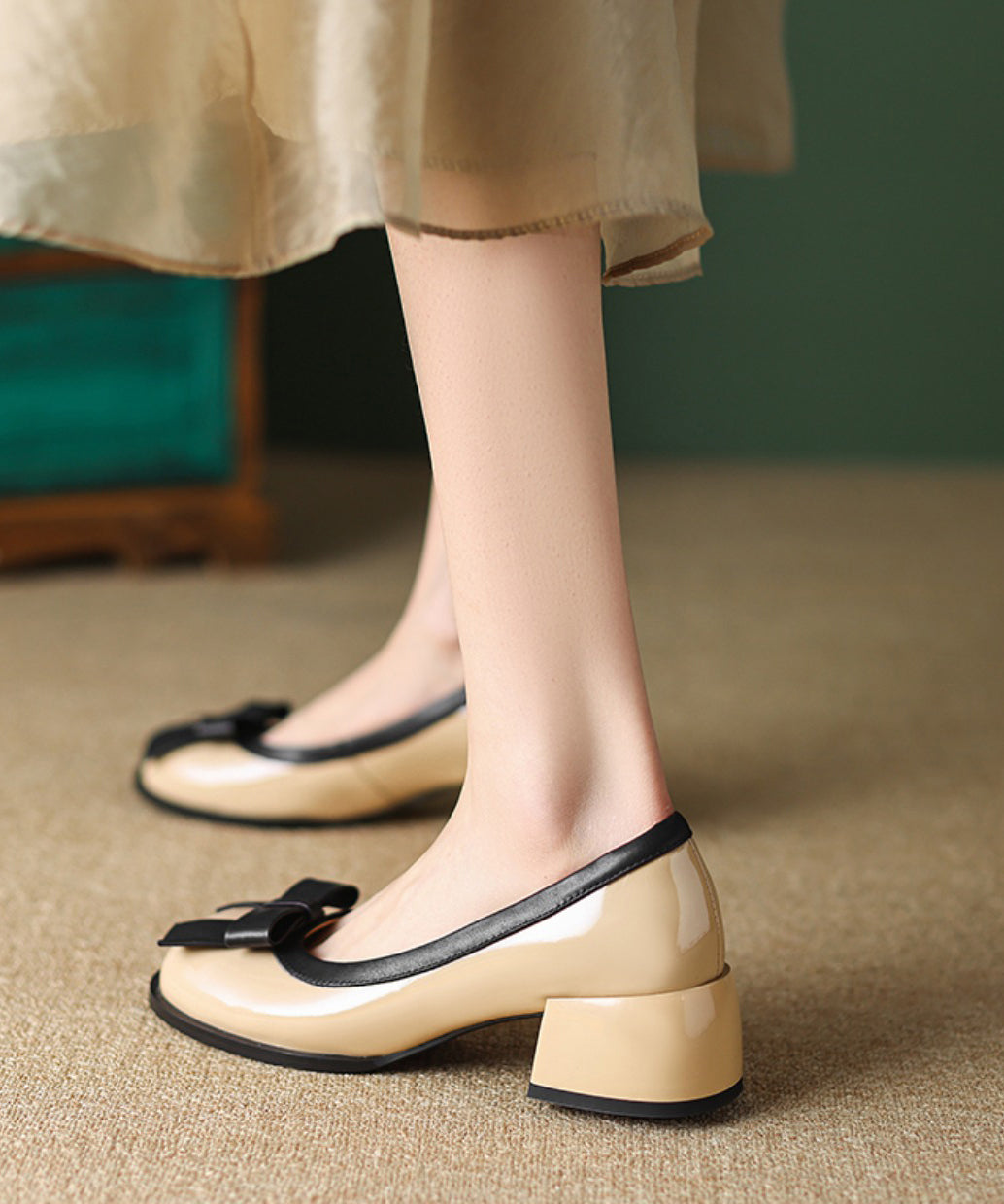 Black Classy Splicing Shoes Chunky Faux Leather Bow