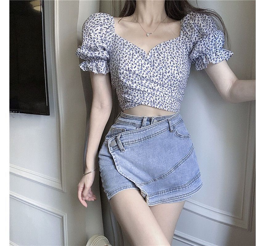 Floral Puff-Sleeve Blouse Cropped