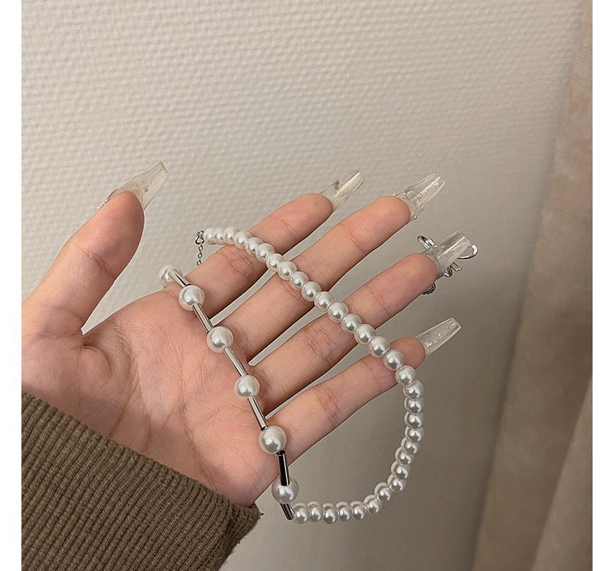 Faux Pearl Alloy Choker