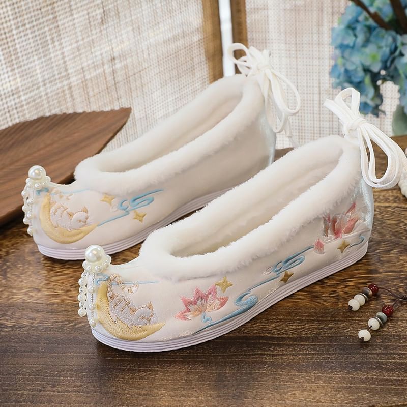 Embroidered Flats Hanfu Fluffy