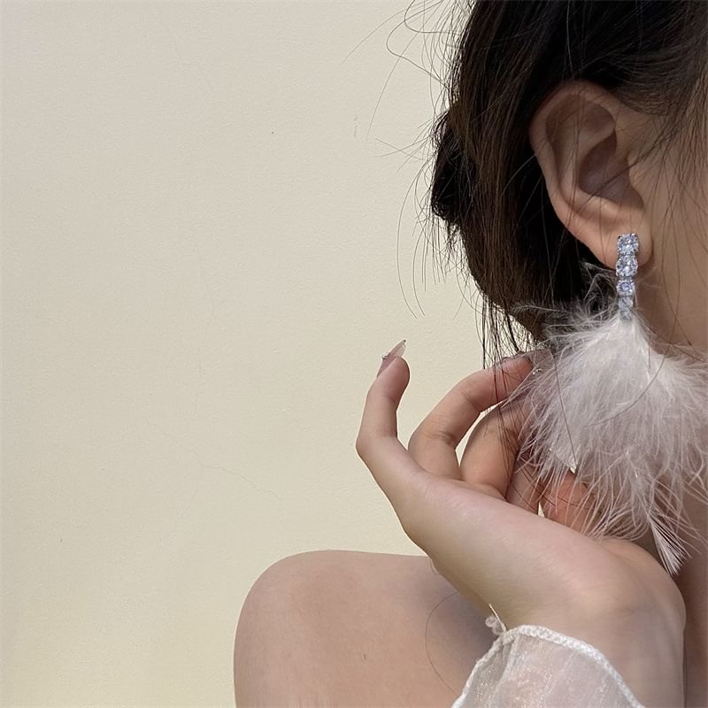 Drop Earring Feather