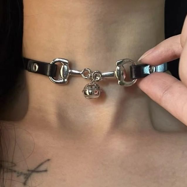 Faux Choker Bell Leather