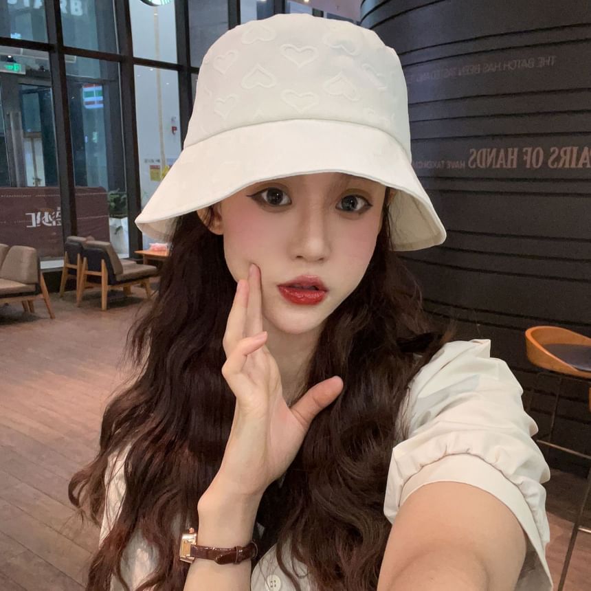Bucket Jacquard Heart Hat
