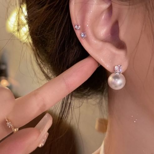 Rhinestone Pearl Alloy Earring Faux Stud