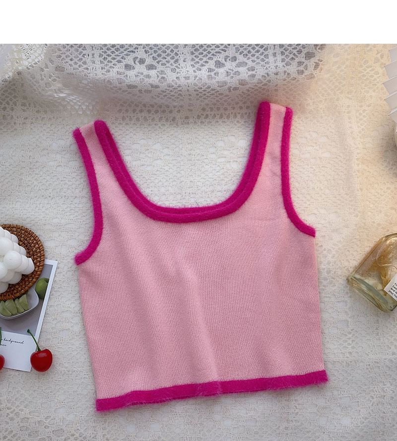 Top Scoop Crop Contrast Neck Knit Trim