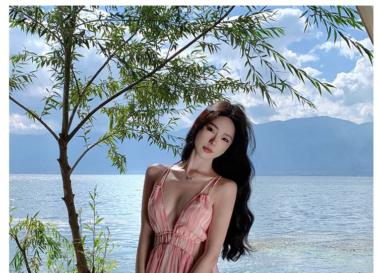 Spaghetti A-Line Strap Maxi V-Neck Dress Floral Print