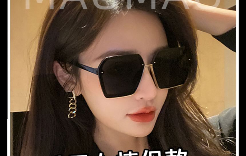 Geometric Frame Sunglasses