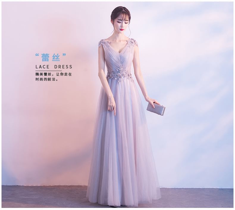 A-Line Ruched Evening / Dress Plain Mini Cocktail Mesh Gown V-Neck Applique Floral Sleeveless