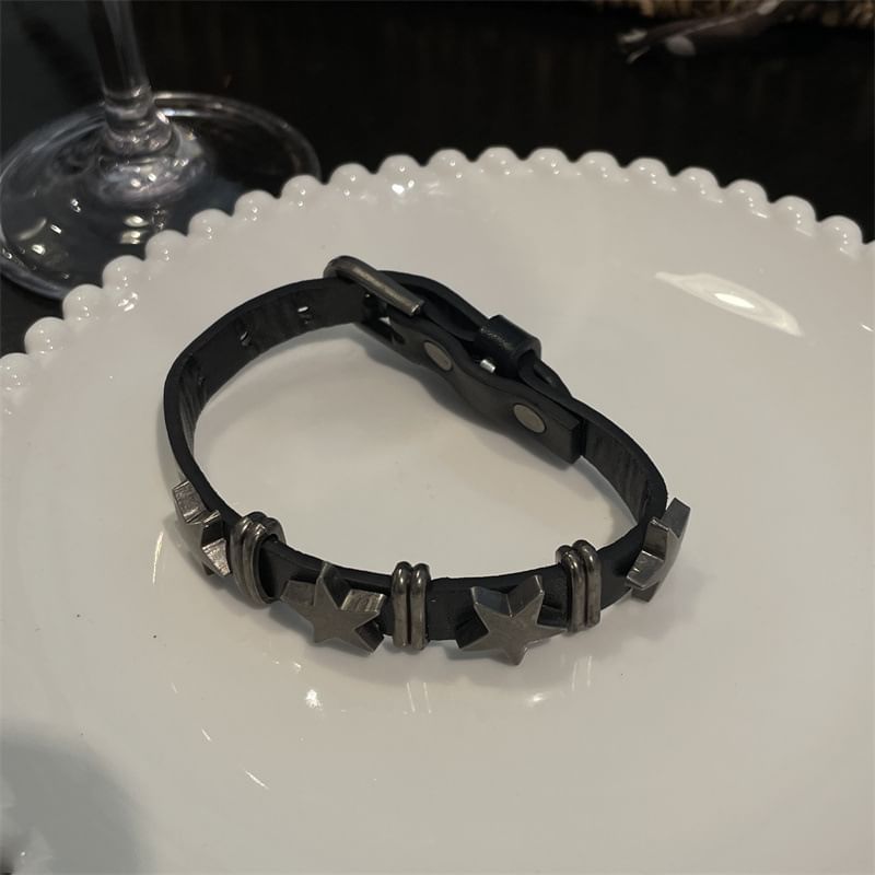 Faux Star Bracelet Leather