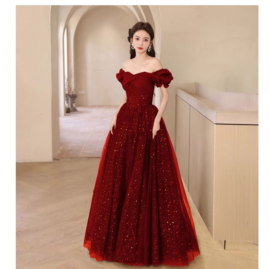 Short-Sleeve Sweetheart Neckline Sequin Mesh A-Line Evening Gown