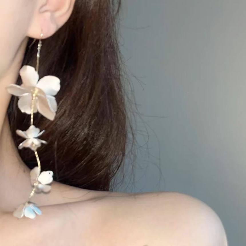 Floral Dangle Earring