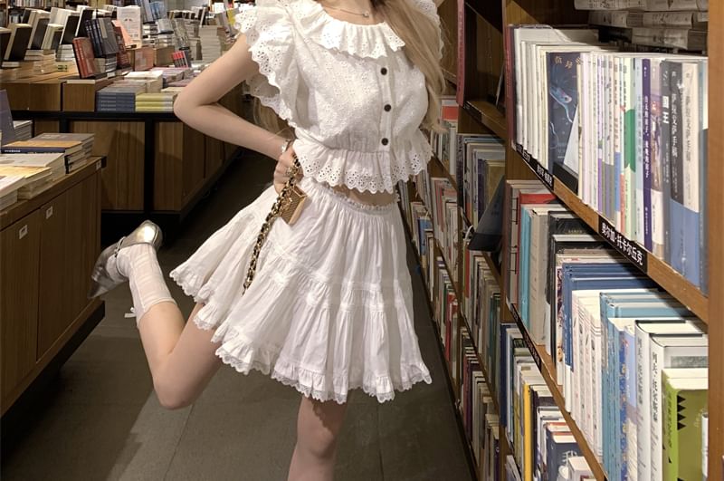 Ruffle Collared Embroidered Plain Sleeve Blouse Eyelet Cap