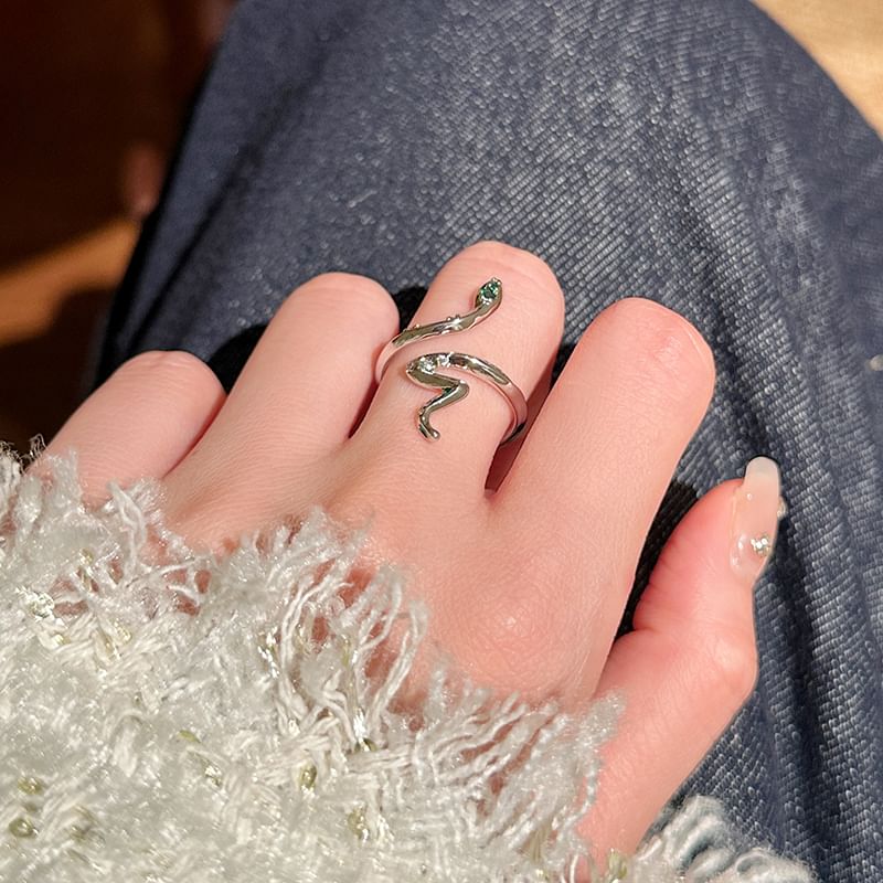 Ring Rhinestone Snake Open