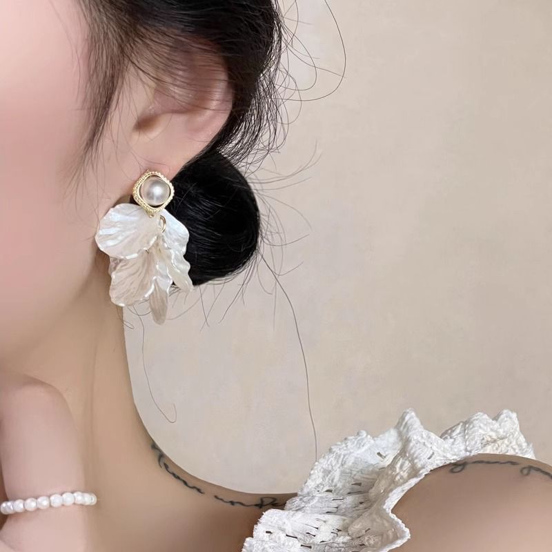 Faux Statement Earring Alloy Petal Pearl