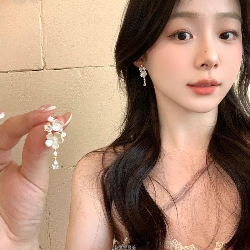 Earring Drop Rhinestone Alloy Floral