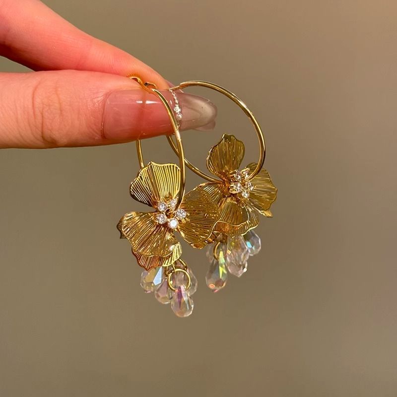 Earring Floral Hoop