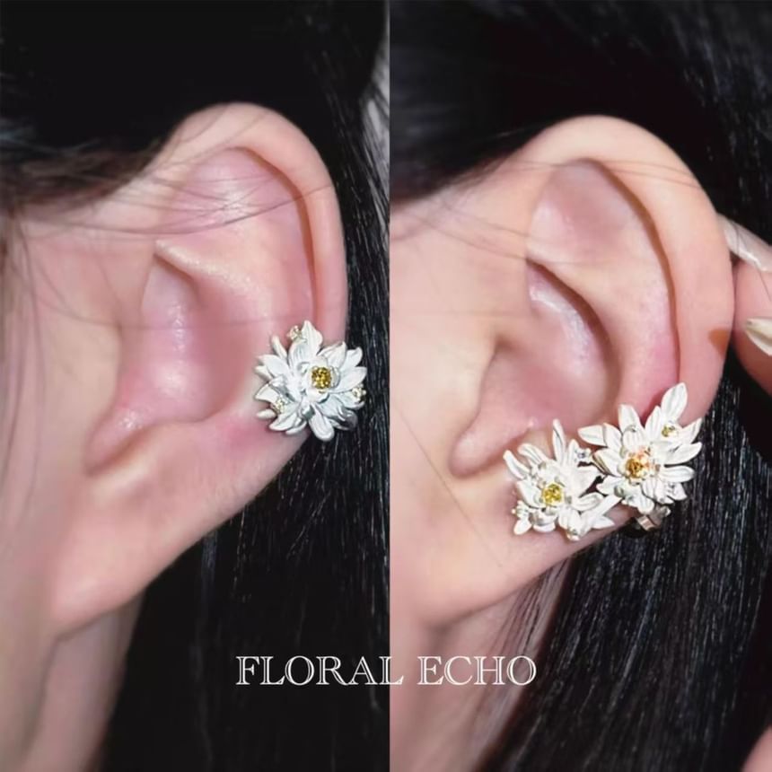 Earring Stud Floral