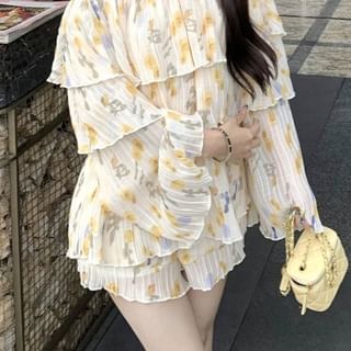 Shoulder Long Floral Waist Ruffle Blouse Sleeve High Shorts / Off Print