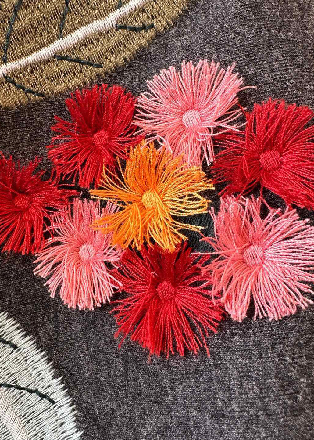 Loose Grey O-Neck Embroidered Cotton T Shirt Summer YH022