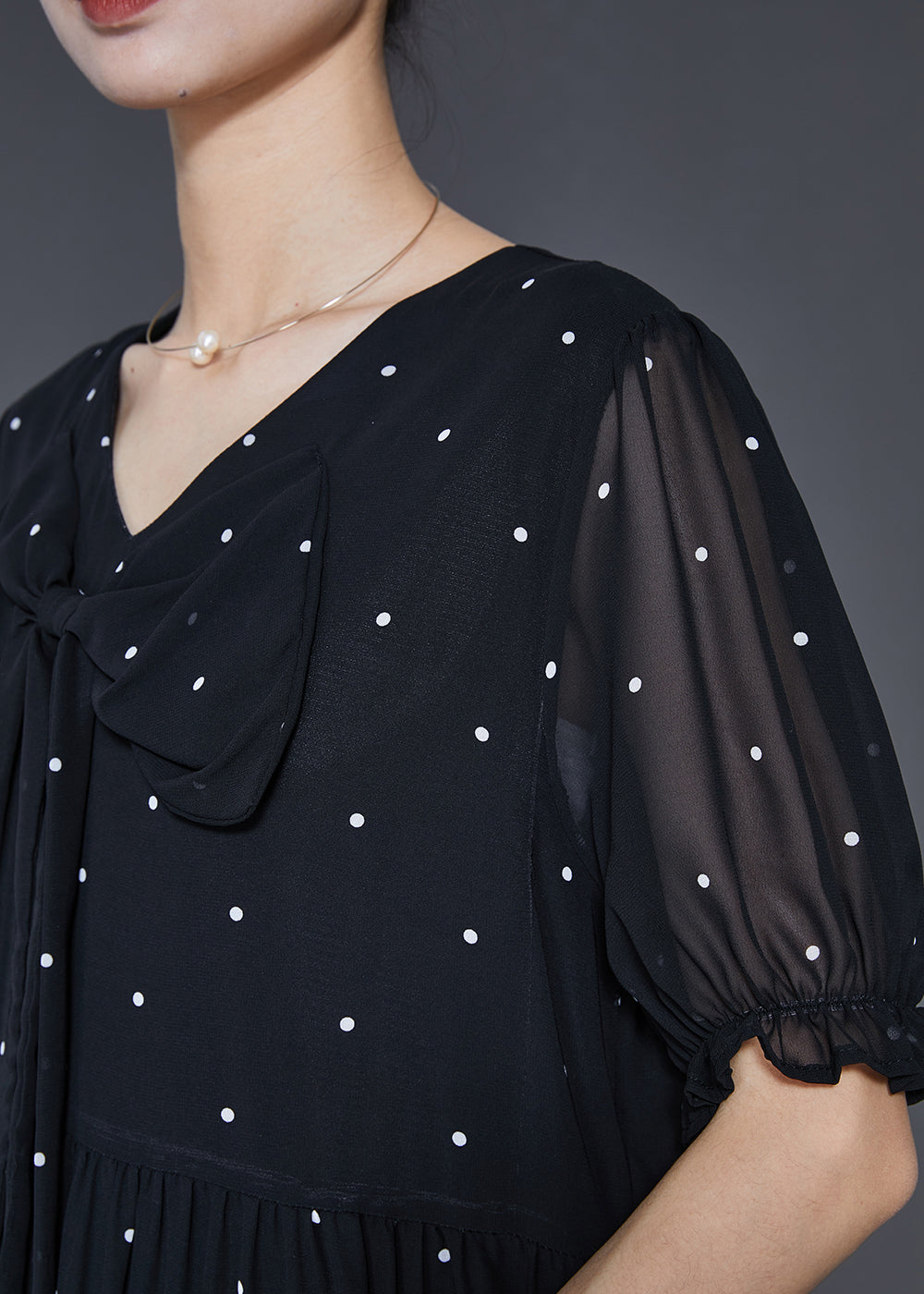 Modernes schwarzes Chiffon-Kleid mit Schleife, mittellang, Sommer, SD1093