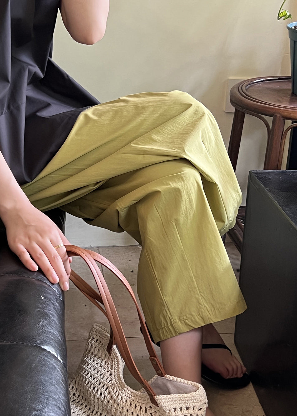 Simple Green Pockets Elastic Waist Cotton Crop Pants Summer YH019