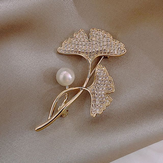 Steel Pearl Brooch