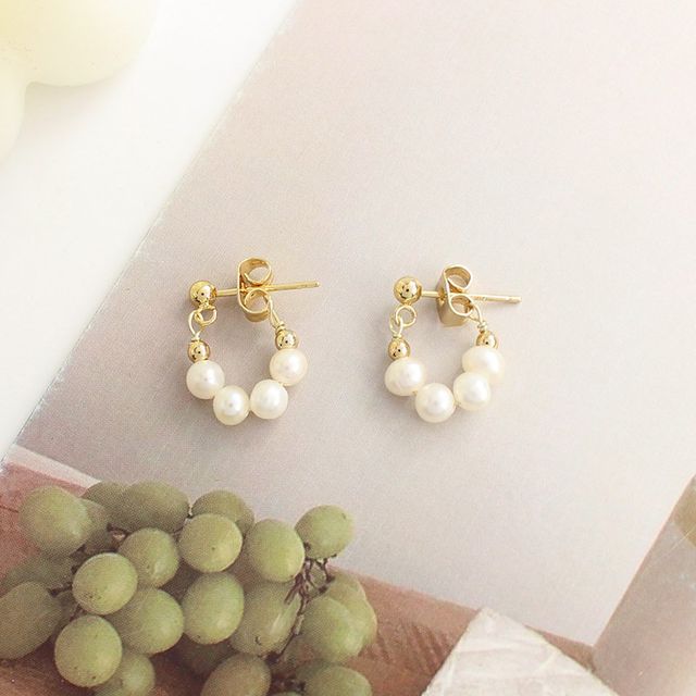 Earring Faux Pearl Drop / Clip-On