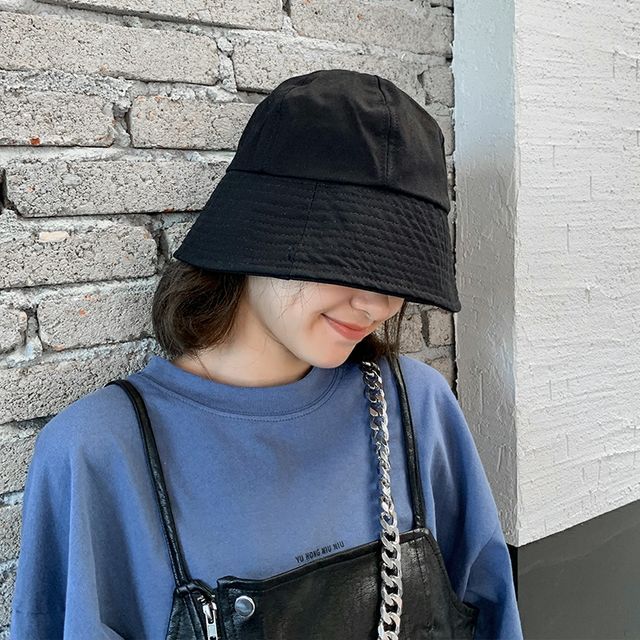 Plain Hat Bucket