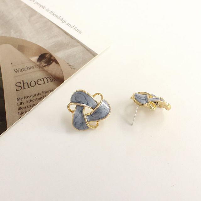 On Clip / Earring Ear Stud Triangle