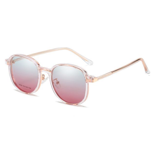 Sunglasses with On Round Magnetic Glasses Snap
