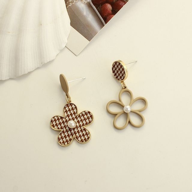 Earring Dangle Alloy Asymmetrical Houndstooth Floral
