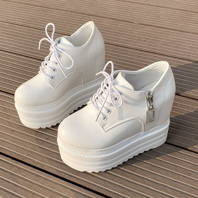 Ups Lace Hidden Wedge Platform