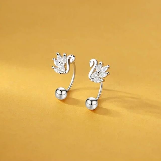 Clous d'oreilles en forme de cygne