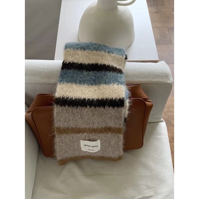 Scarf Knit Striped