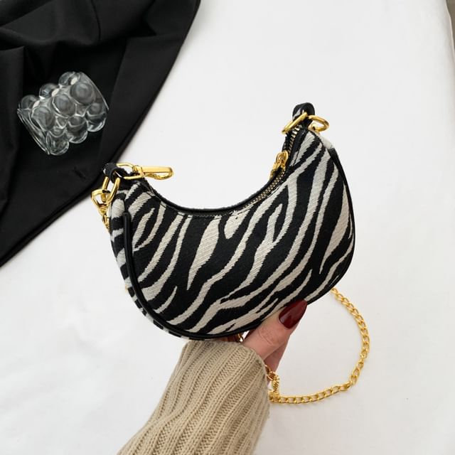 Chain Strap Patterned Crossbody Bag