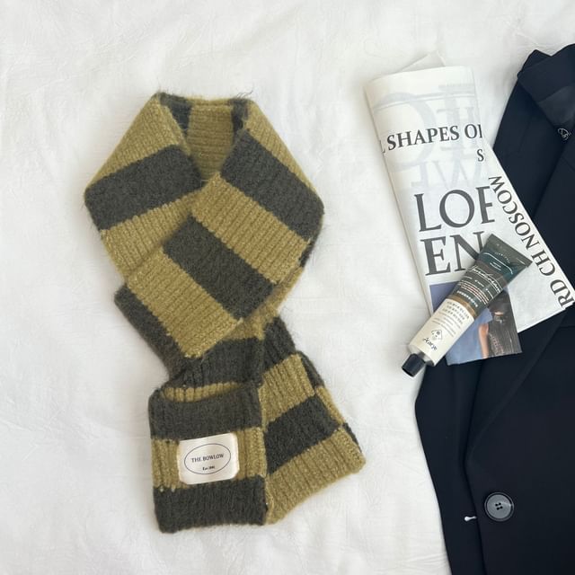 Scarf Knit Light Striped