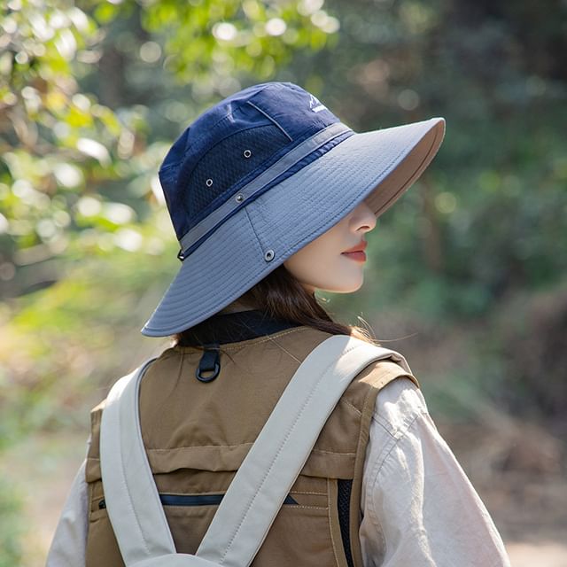 Embroidered Mountain Boonie Hat