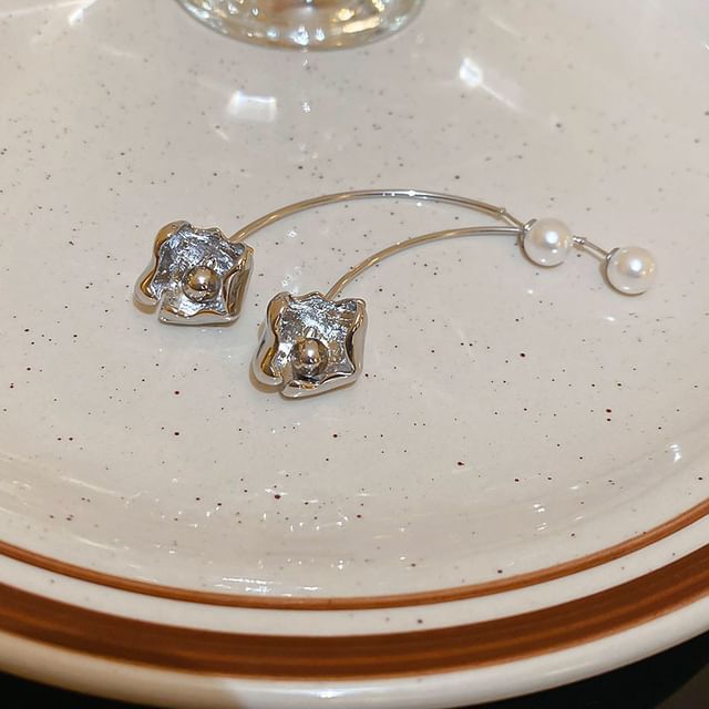 Dangle Alloy Faux Pearl Floral Earring