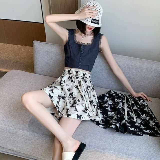 Drawstring Shorts Waist Butterfly Print