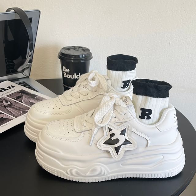 Platform Star Applique Panel Sneakers â Genistyle Shop