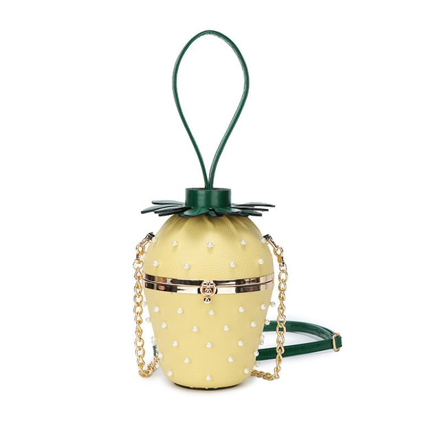 Strap Bucket Strawberry Chain Bag