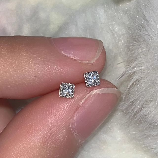Ear Rhinestone Stud