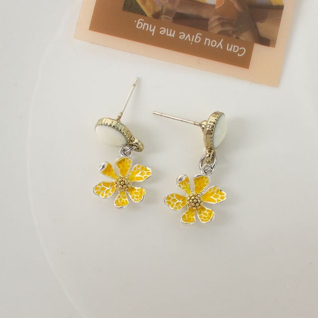 On Flower / Earring Drop Clip