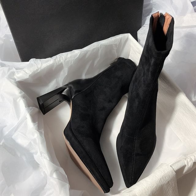 Heel Short Chunky Pointy Boots