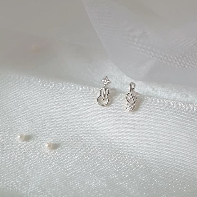 Guitar Music Note Rhinestone Asymmetrical Alloy Stud Earring