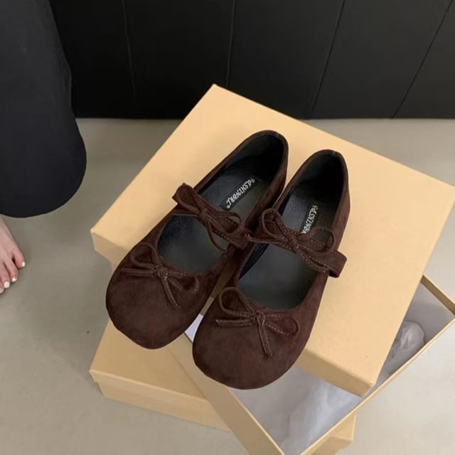 Mary Bow Jane Flats Accent Plain