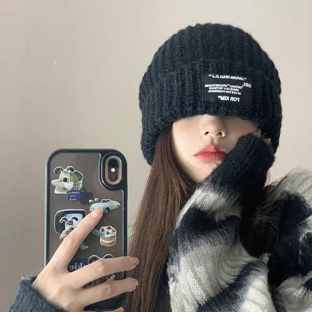 Knit Beanie Ribbed Applique